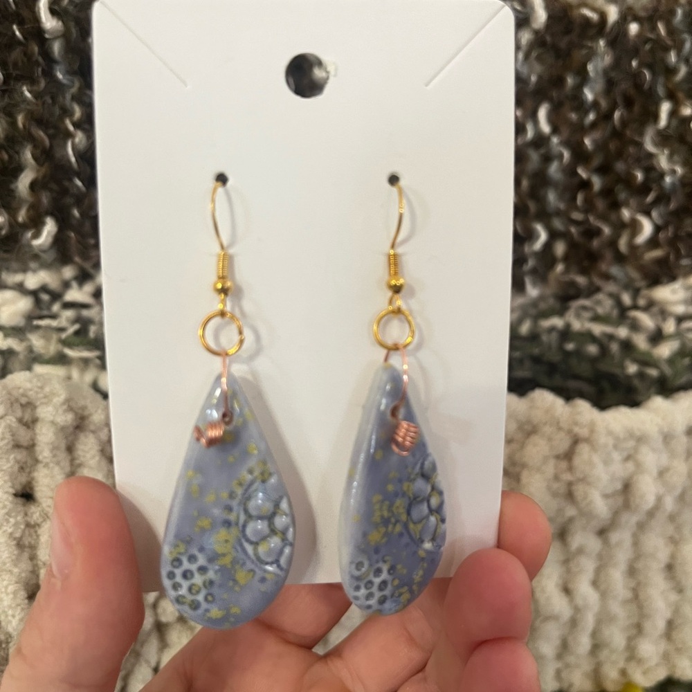 Elegant Purple and Gold Teardrop Ceramic Earrings
